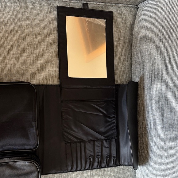 Dior Beauty makeup toiletry Black faux leather Bag - Picture 3 of 14